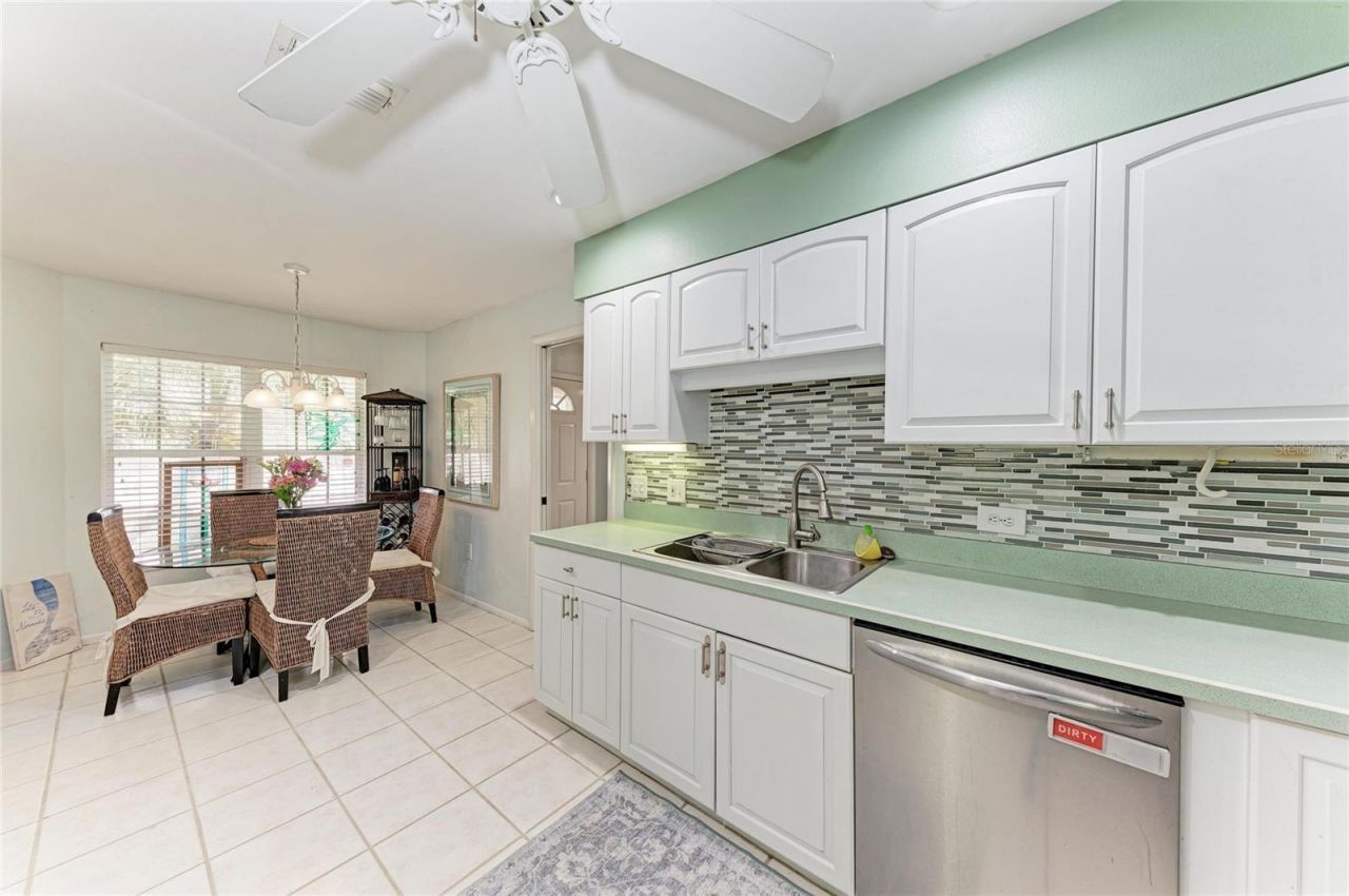 5209 34th Street Court W, Unit 261, Bradenton, FL 34210 Photo