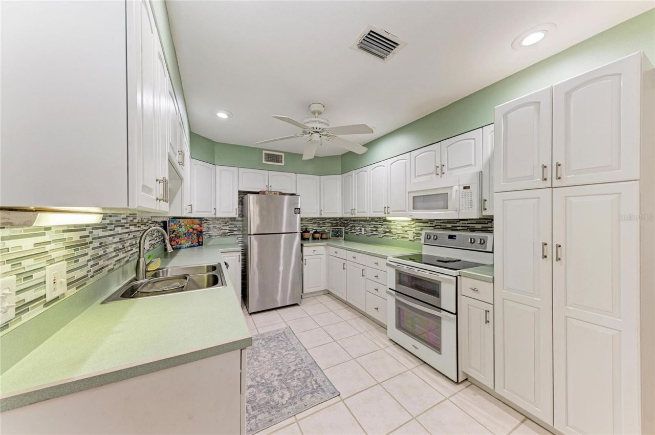 5209 34th Street Court W, Unit 261, Bradenton, FL 34210 Photo
