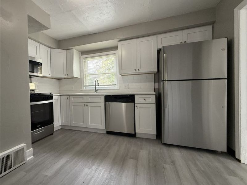 4241 Bayard Road, South Euclid, OH 44121 Photo 9