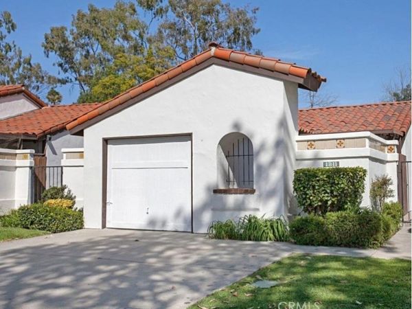 1811 Woodbrook Lane , Fallbrook, CA 92028