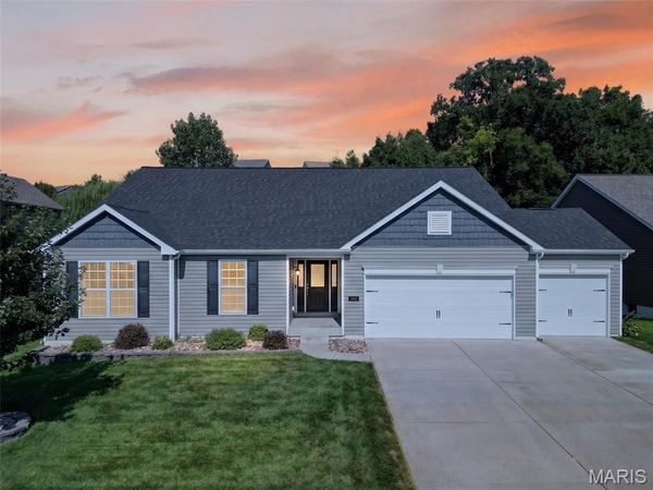 345 Mystic Brook Drive , O'Fallon, MO 63366