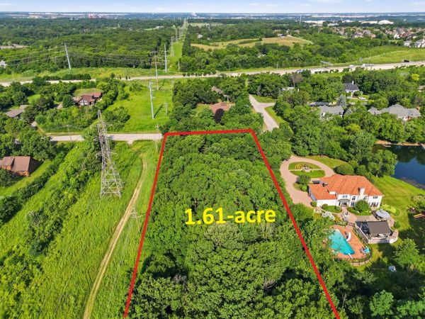 1365 Gordon Lane , Lemont, IL 60439