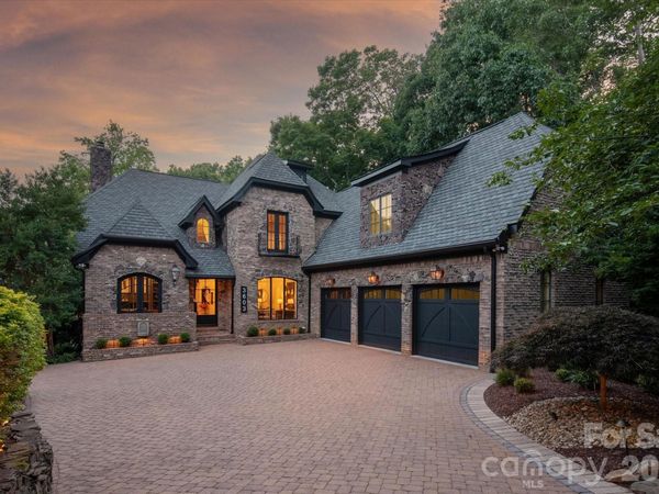 3603 Hennessy Place , Charlotte, NC 28210