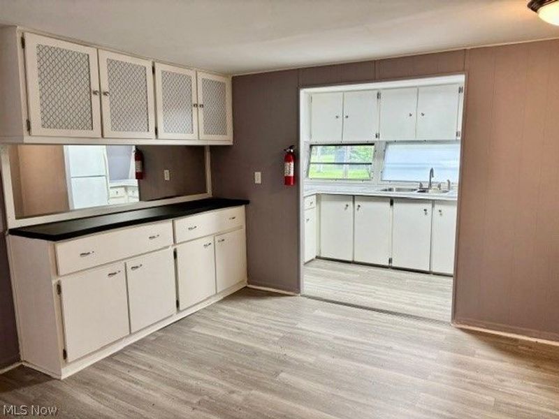 438 Westgate Dr. NE, Warren, OH 44484 Photo 5