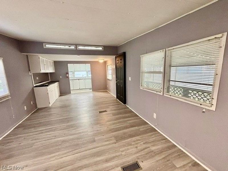 438 Westgate Dr. NE, Warren, OH 44484 Photo 7