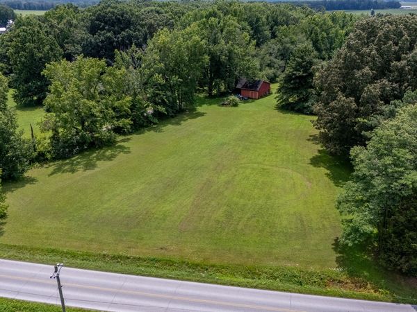 228 Campbellsville Pike , Ethridge, TN 38456