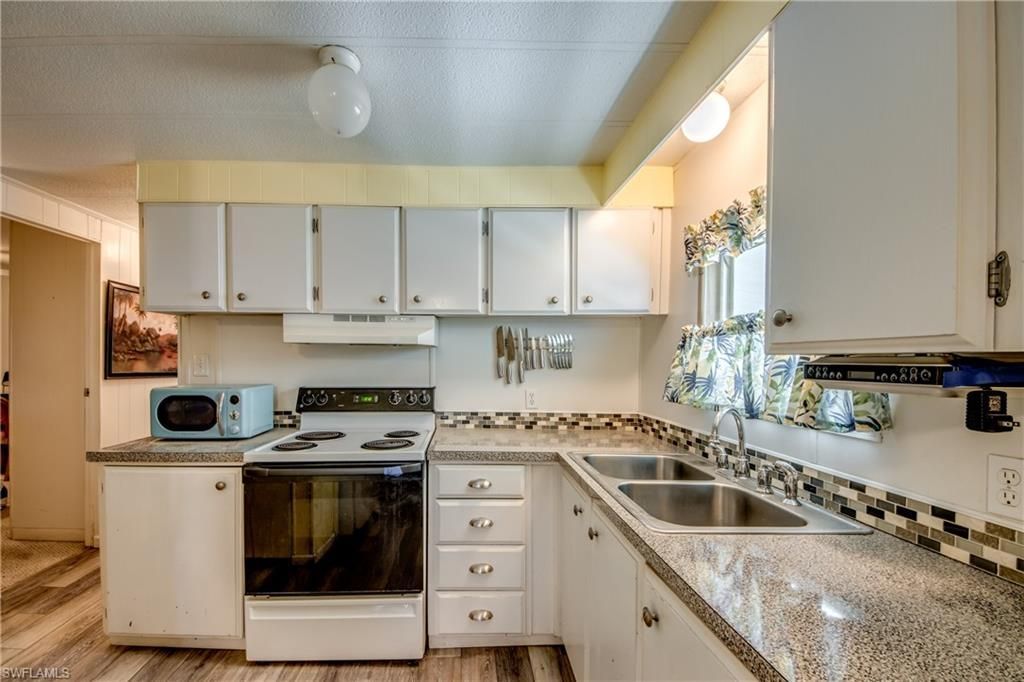 229 Shrub Ln N, North Fort Myers, FL 33917 Photo