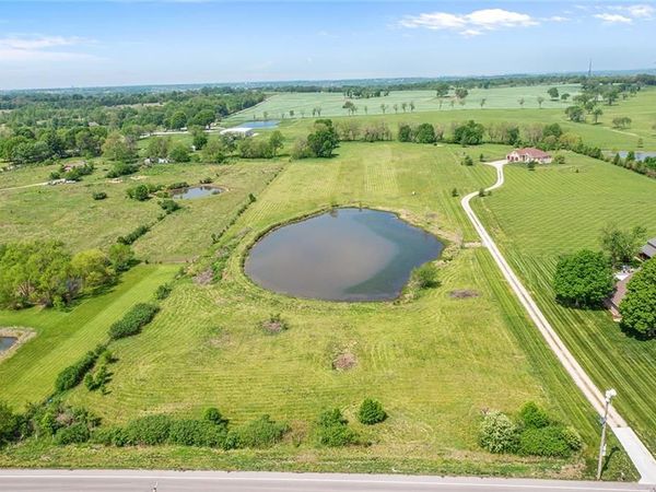 4380 SW Pryor Road, Lee's Summit, MO 64082