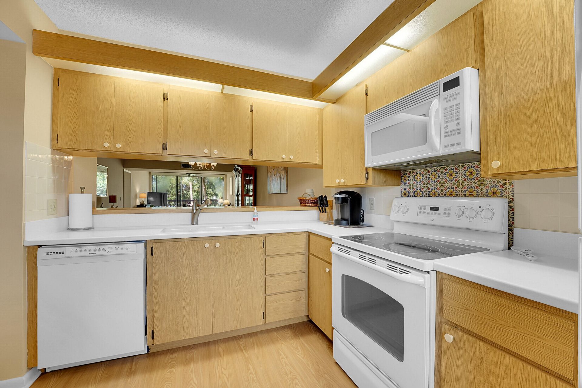 2001 Marina Isle Way, Unit 203, Jupiter, FL 33477 Photo