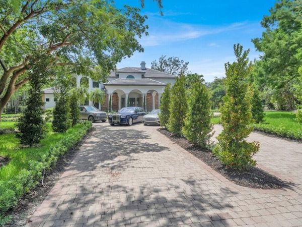 6041 NW 84th Terrace, Parkland, FL 33067