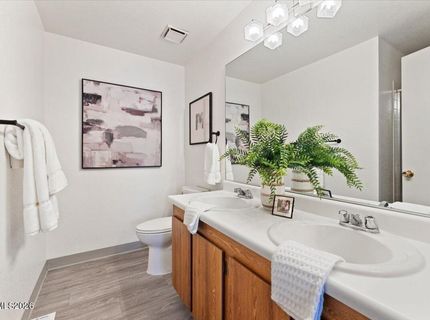 8570 Corrigan Way, Reno, NV 89506 Photo