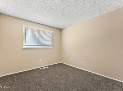 8570 Corrigan Way, Reno, NV 89506 Photo