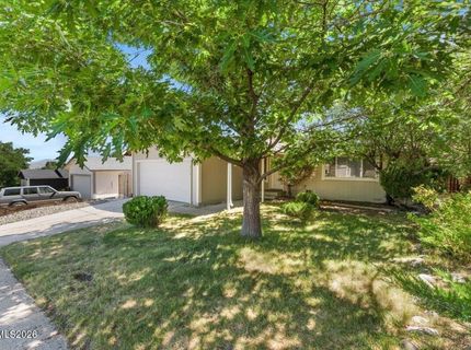 8570 Corrigan Way, Reno, NV 89506 Photo