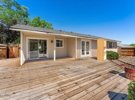 8570 Corrigan Way, Reno, NV 89506 Photo