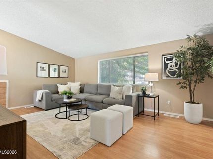8570 Corrigan Way, Reno, NV 89506 Photo