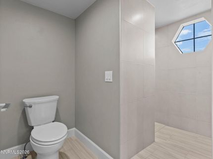 2240 S Arlington Avenue, Reno, NV 89509 Photo