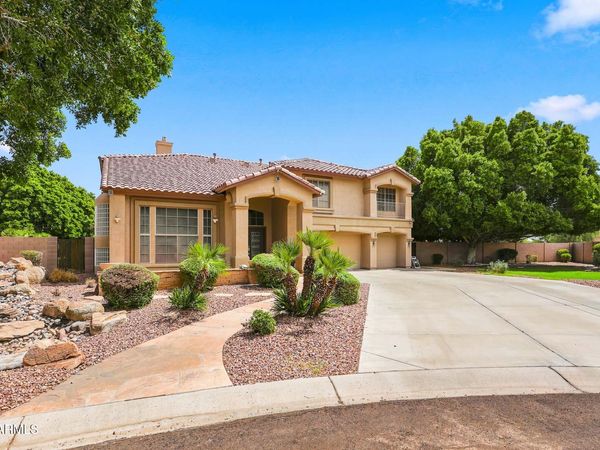 7910 W BRIDEN Lane, Peoria, AZ 85383