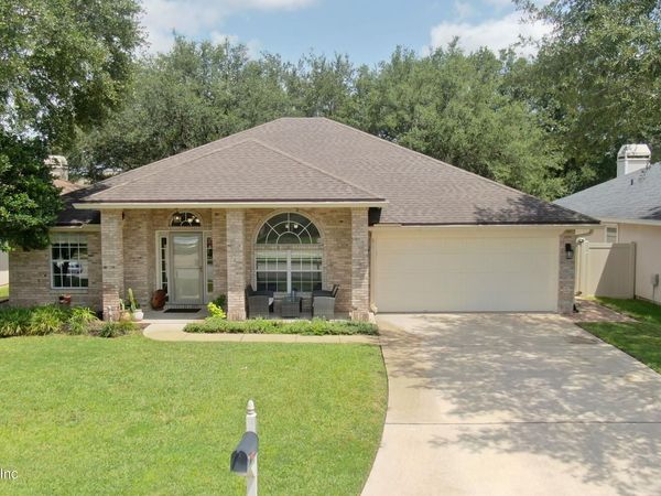 9357 PICARTY Drive, Jacksonville, FL 32244