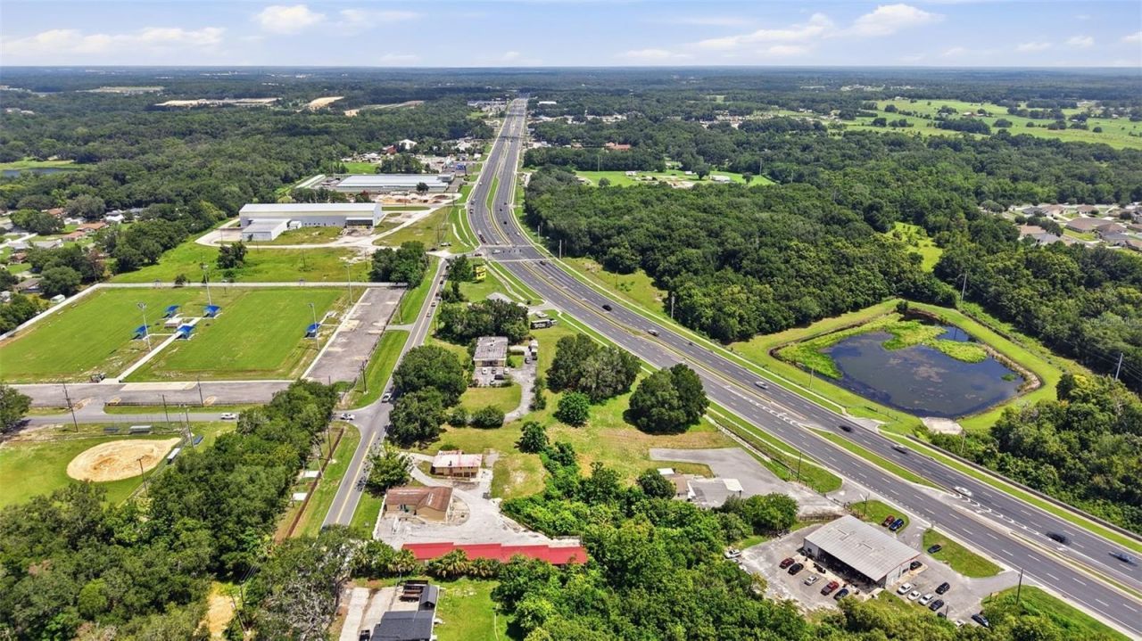 2766 Us Highway 441/27 Highway, Fruitland Park, FL 34731 Photo