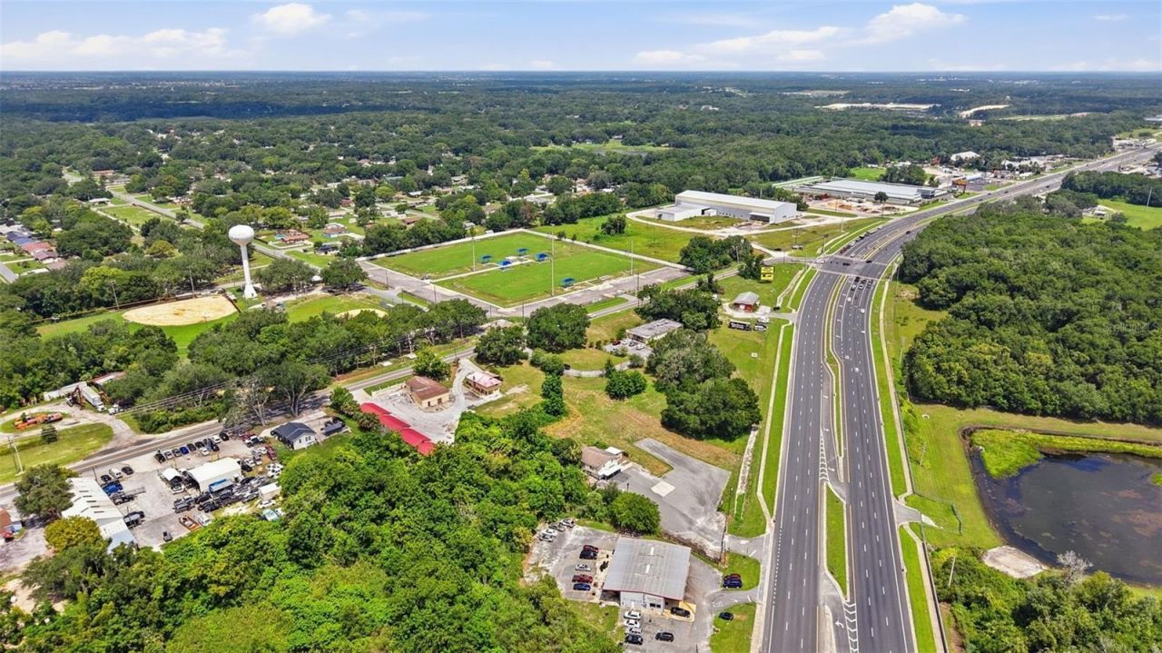 2766 Us Highway 441/27 Highway, Fruitland Park, FL 34731 Photo