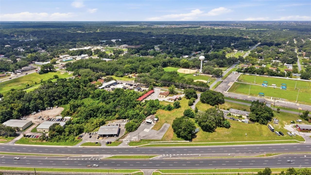 2766 Us Highway 441/27 Highway, Fruitland Park, FL 34731 Photo