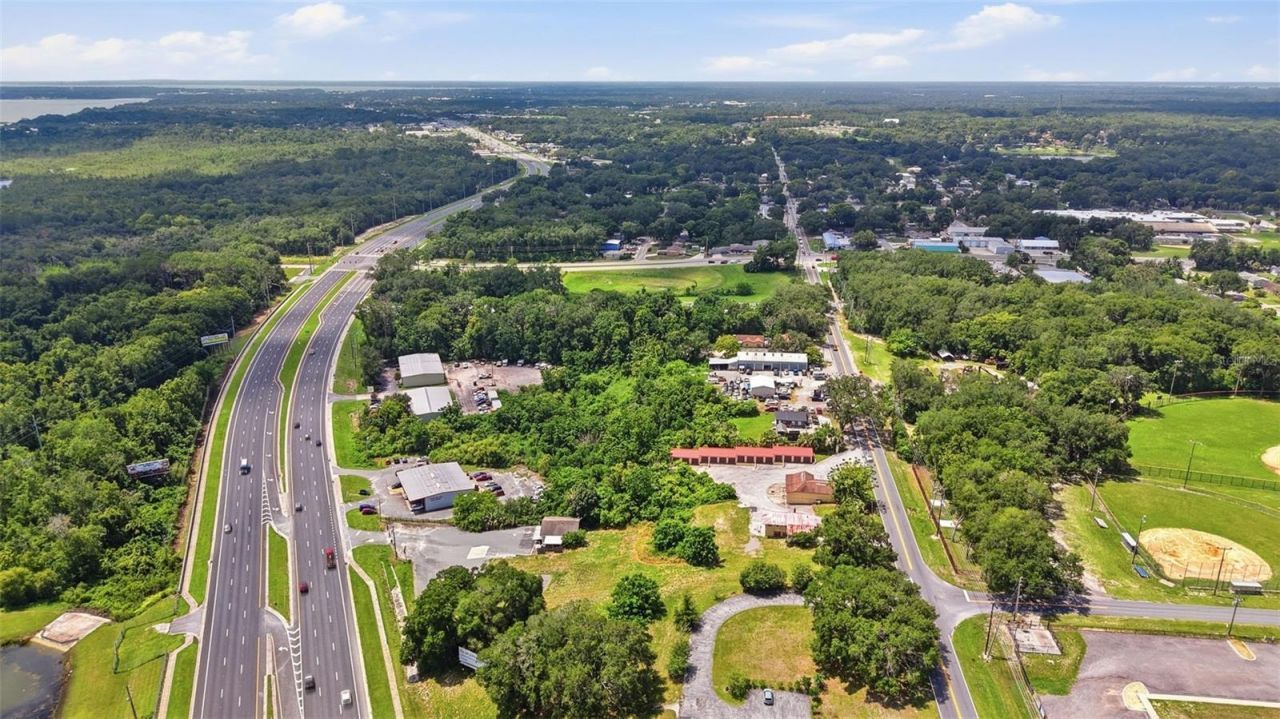 2766 Us Highway 441/27 Highway, Fruitland Park, FL 34731 Photo