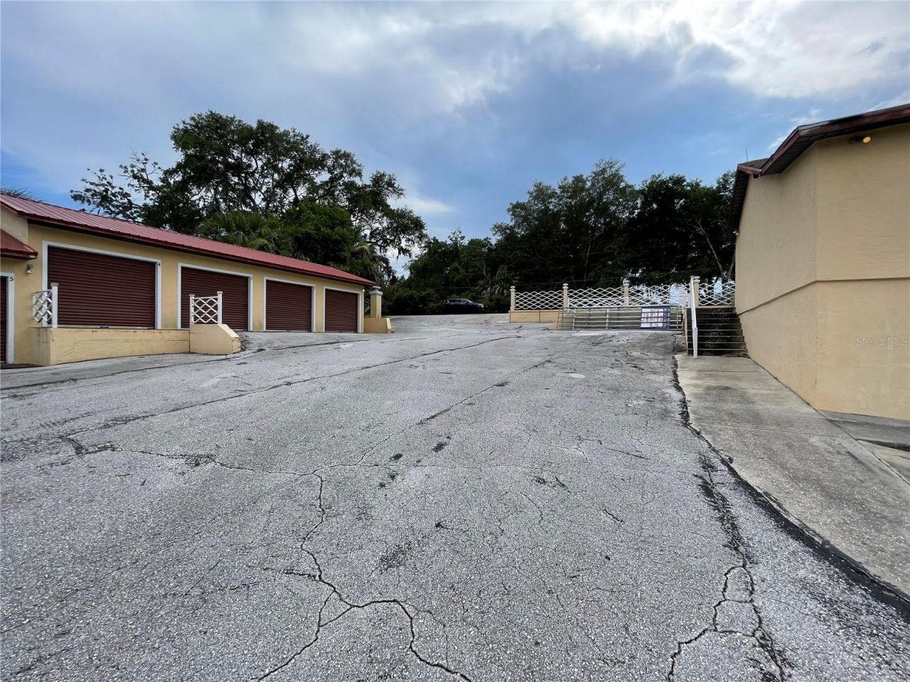 2766 Us Highway 441/27 Highway, Fruitland Park, FL 34731 Photo