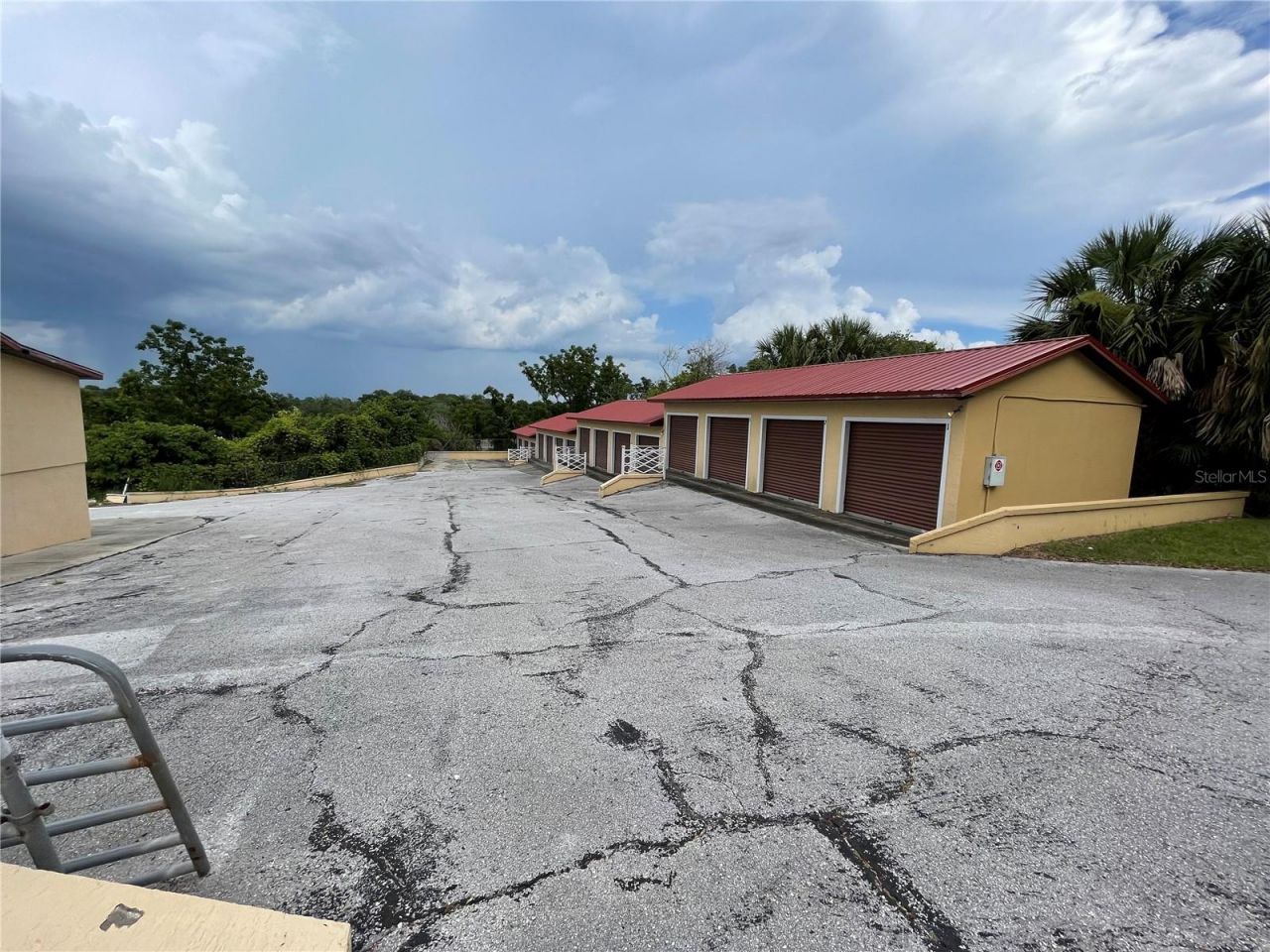2766 Us Highway 441/27 Highway, Fruitland Park, FL 34731 Photo