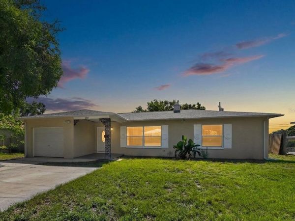 5235 ROBIN LANE N, ST PETERSBURG, FL 33714