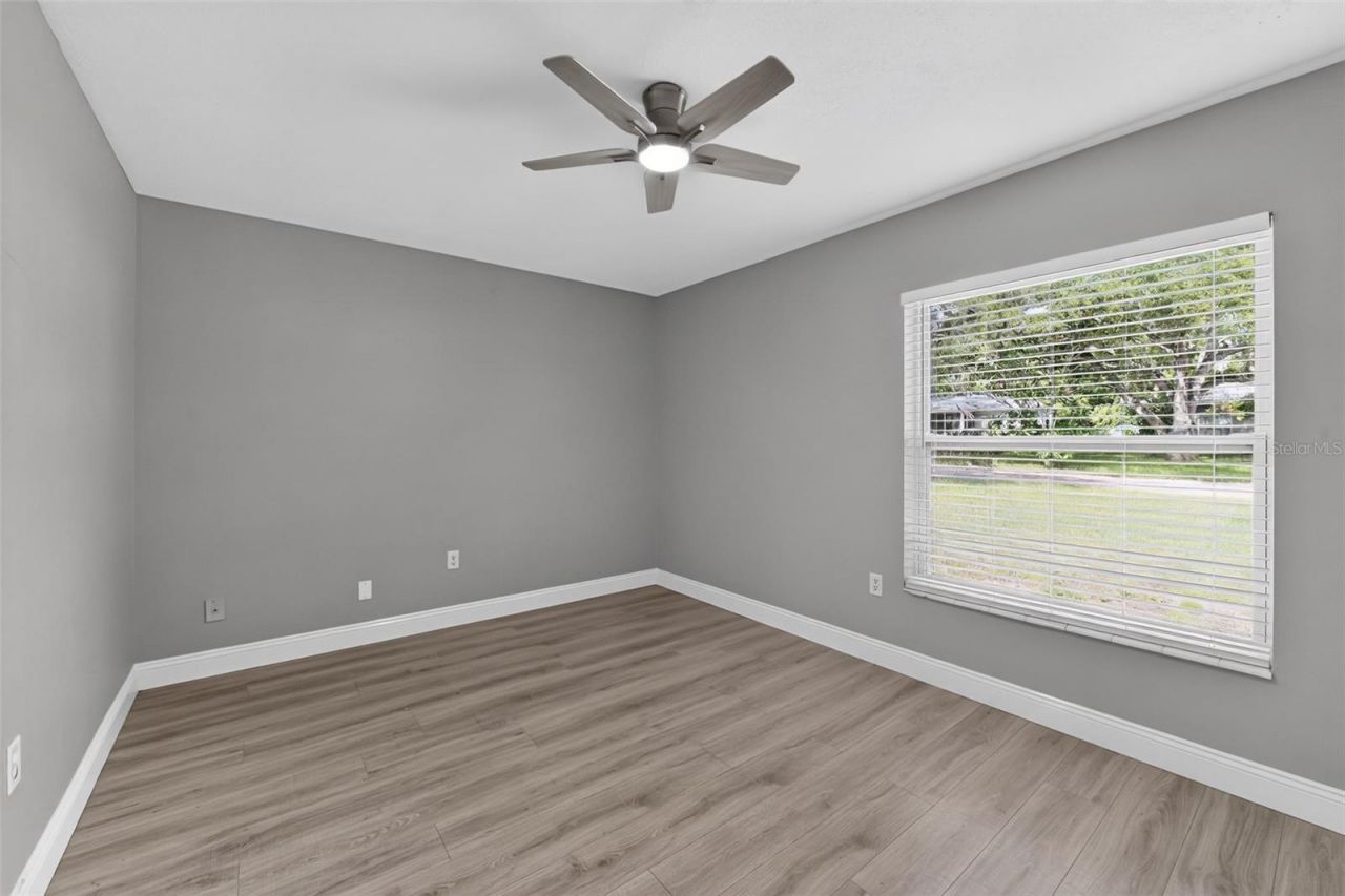 5235 Robin Lane N, Saint Petersburg, FL 33714 Photo