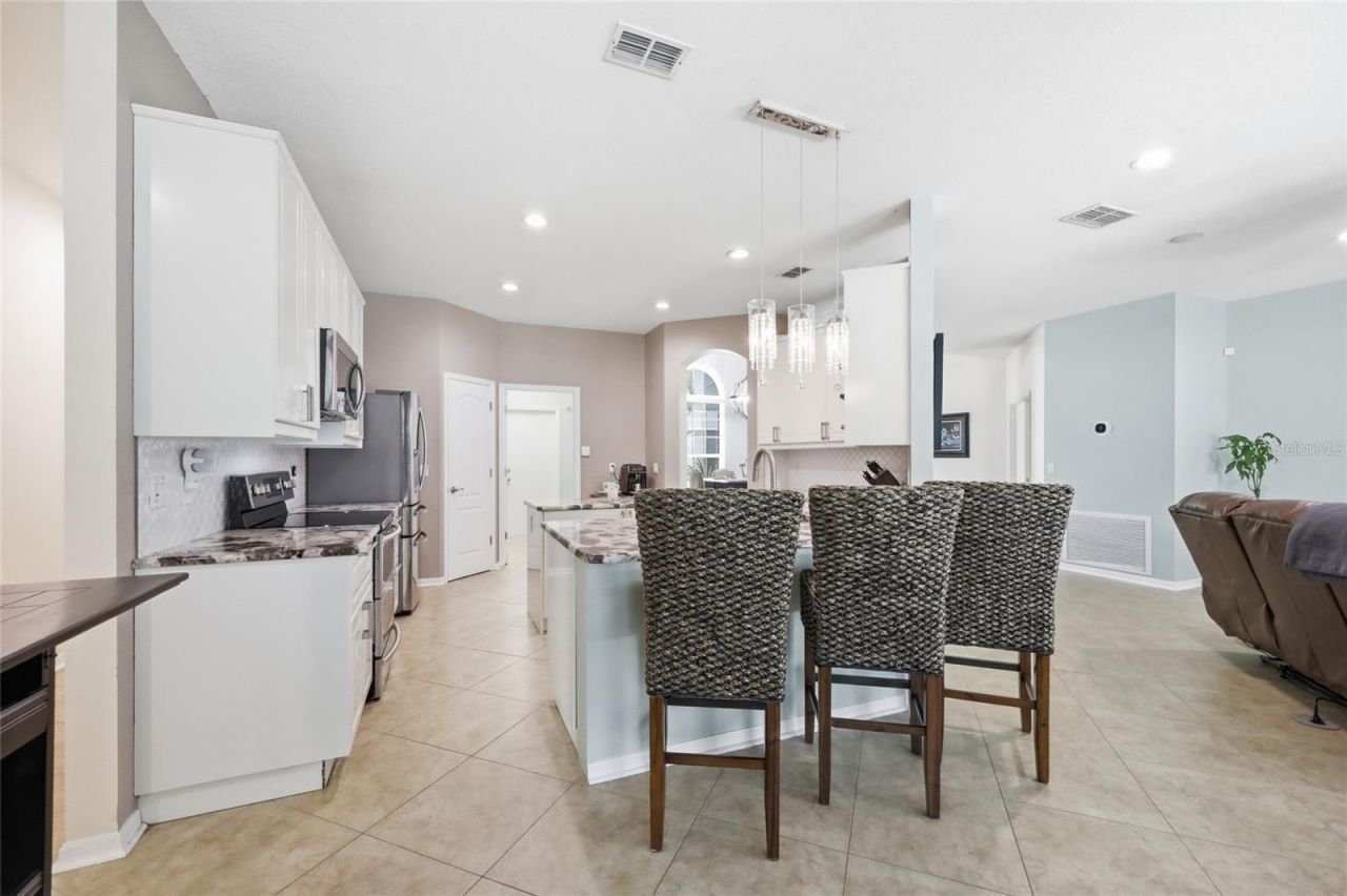 3661 Crescent Park Boulevard, Orlando, FL 32812 Photo