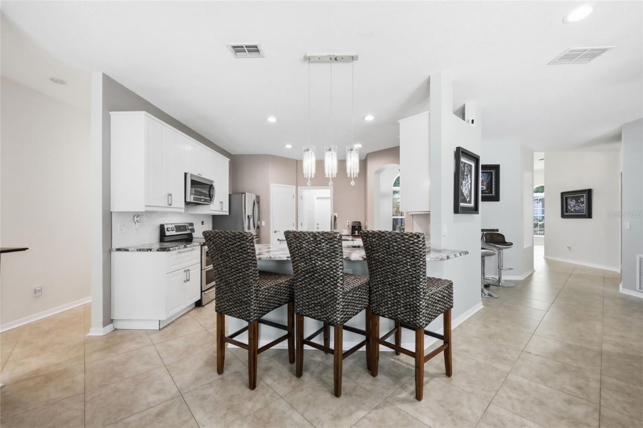 3661 Crescent Park Boulevard, Orlando, FL 32812 Photo