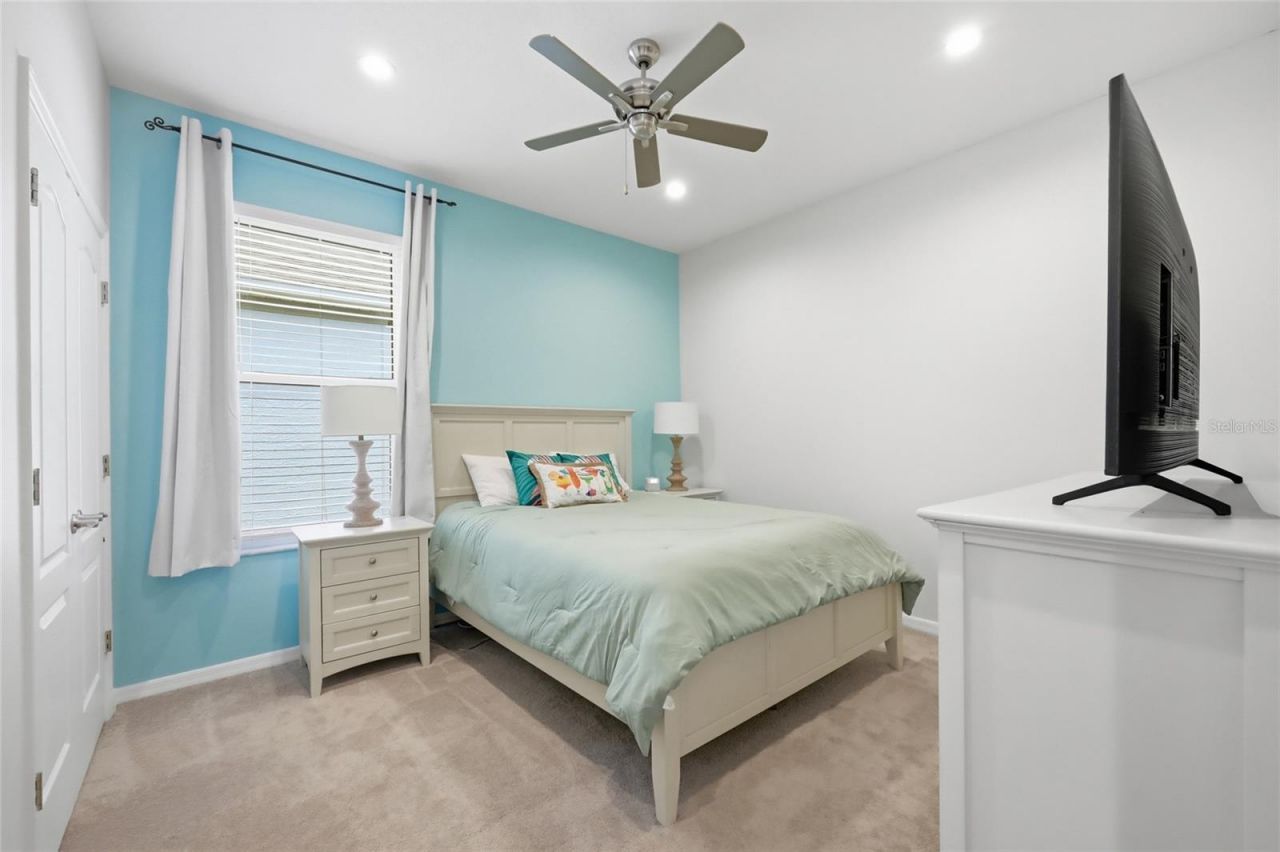 3661 Crescent Park Boulevard, Orlando, FL 32812 Photo