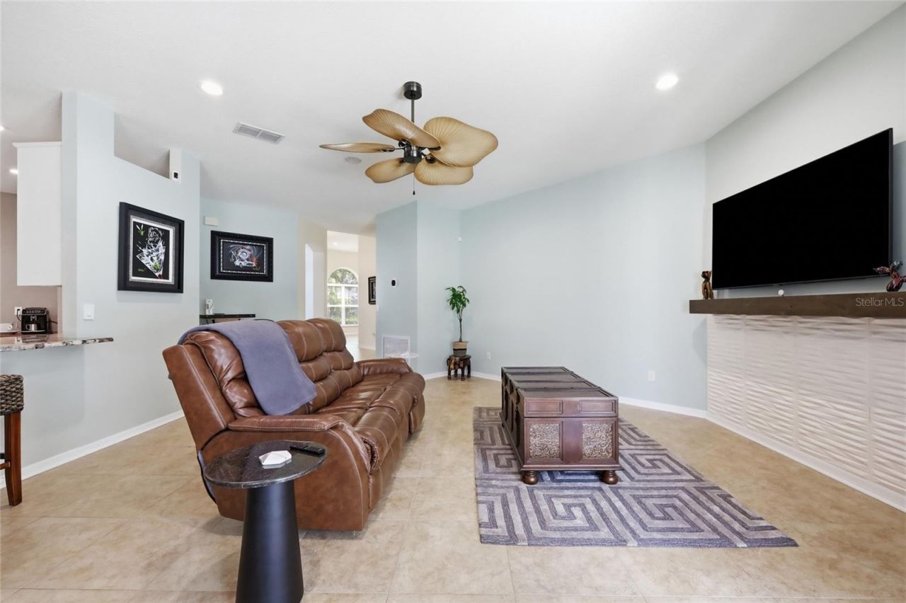 3661 Crescent Park Boulevard, Orlando, FL 32812 Photo
