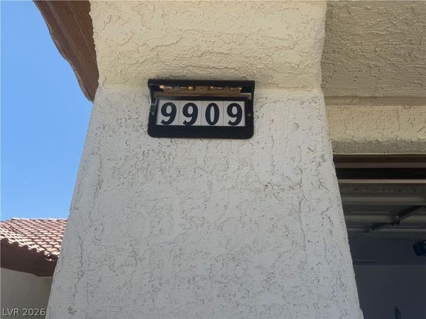 9909 Bundella Drive , Las Vegas, NV 89134