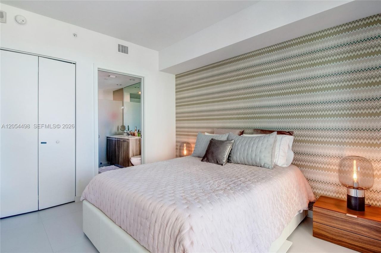 501 NE 31st St , Unit 1502, Miami, FL 33137 Photo