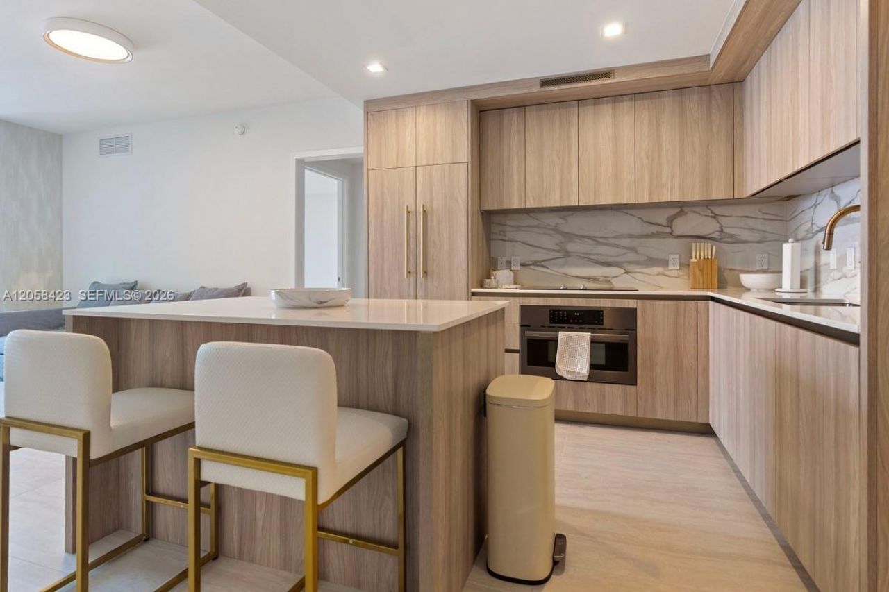 77 SE 5th Street , Unit 3902, Miami, FL 33131 Photo
