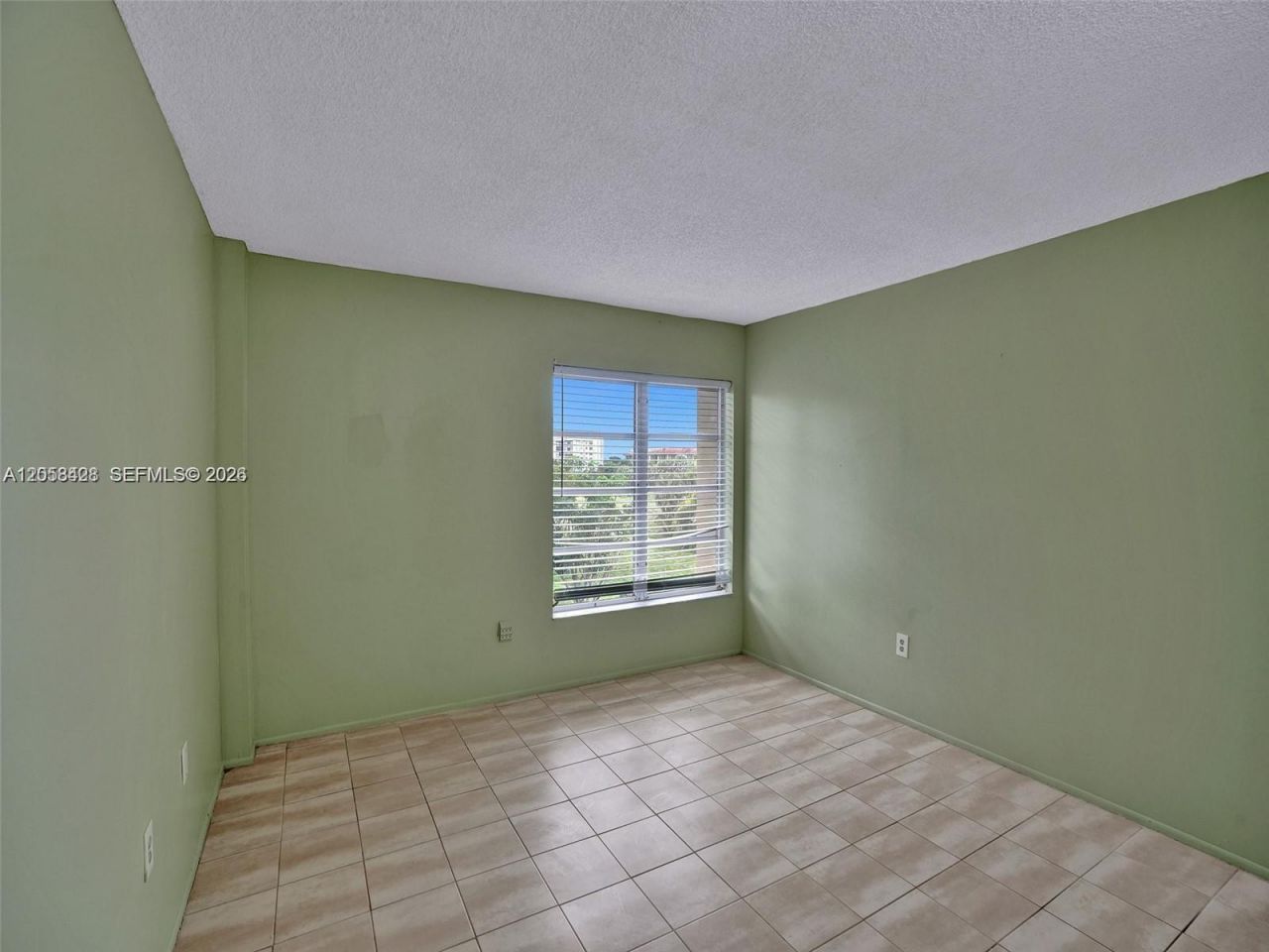 4166 Inverrary Dr , Unit 403, Lauderhill, FL 33319 Photo