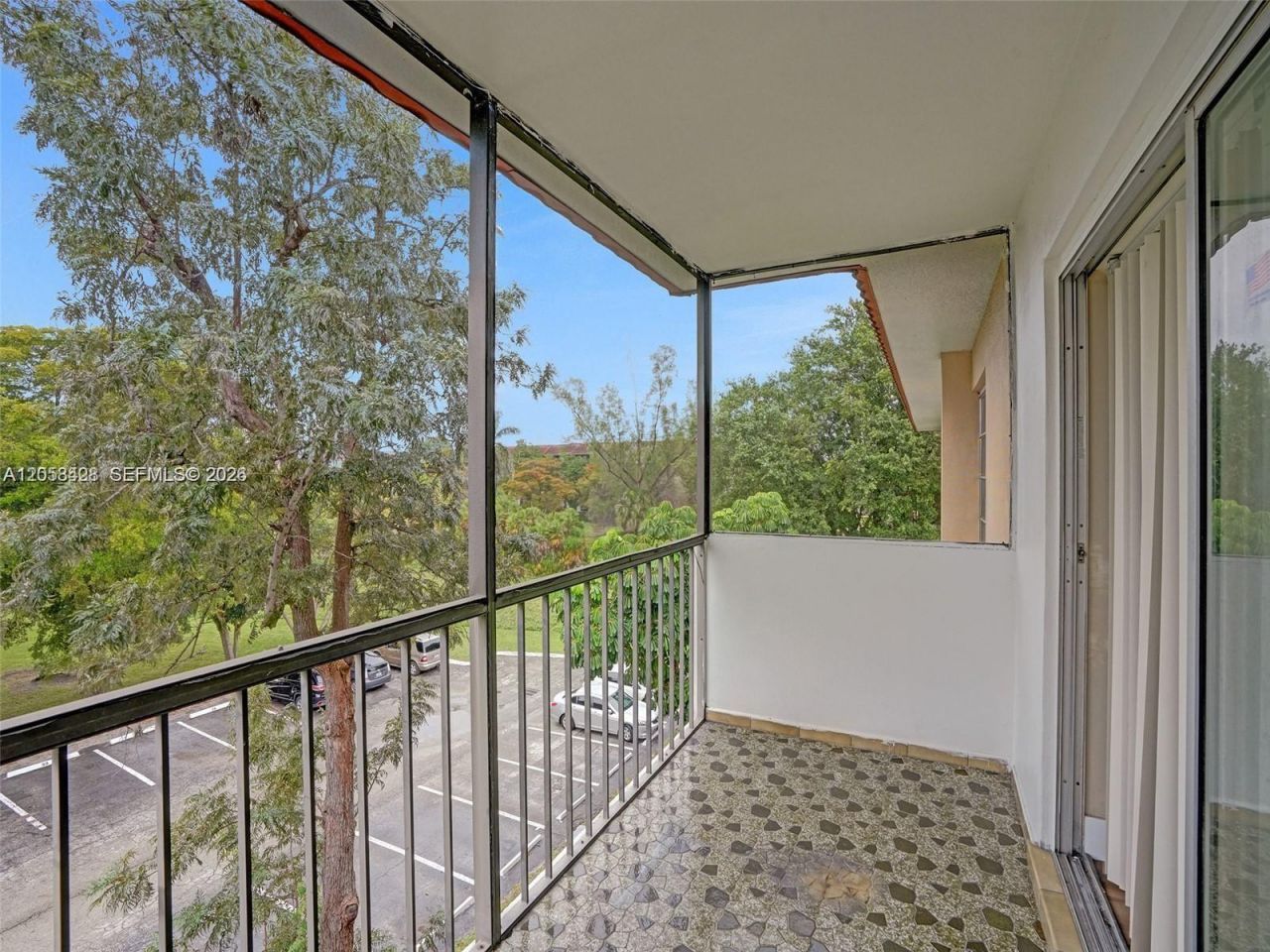 4166 Inverrary Dr , Unit 403, Lauderhill, FL 33319 Photo