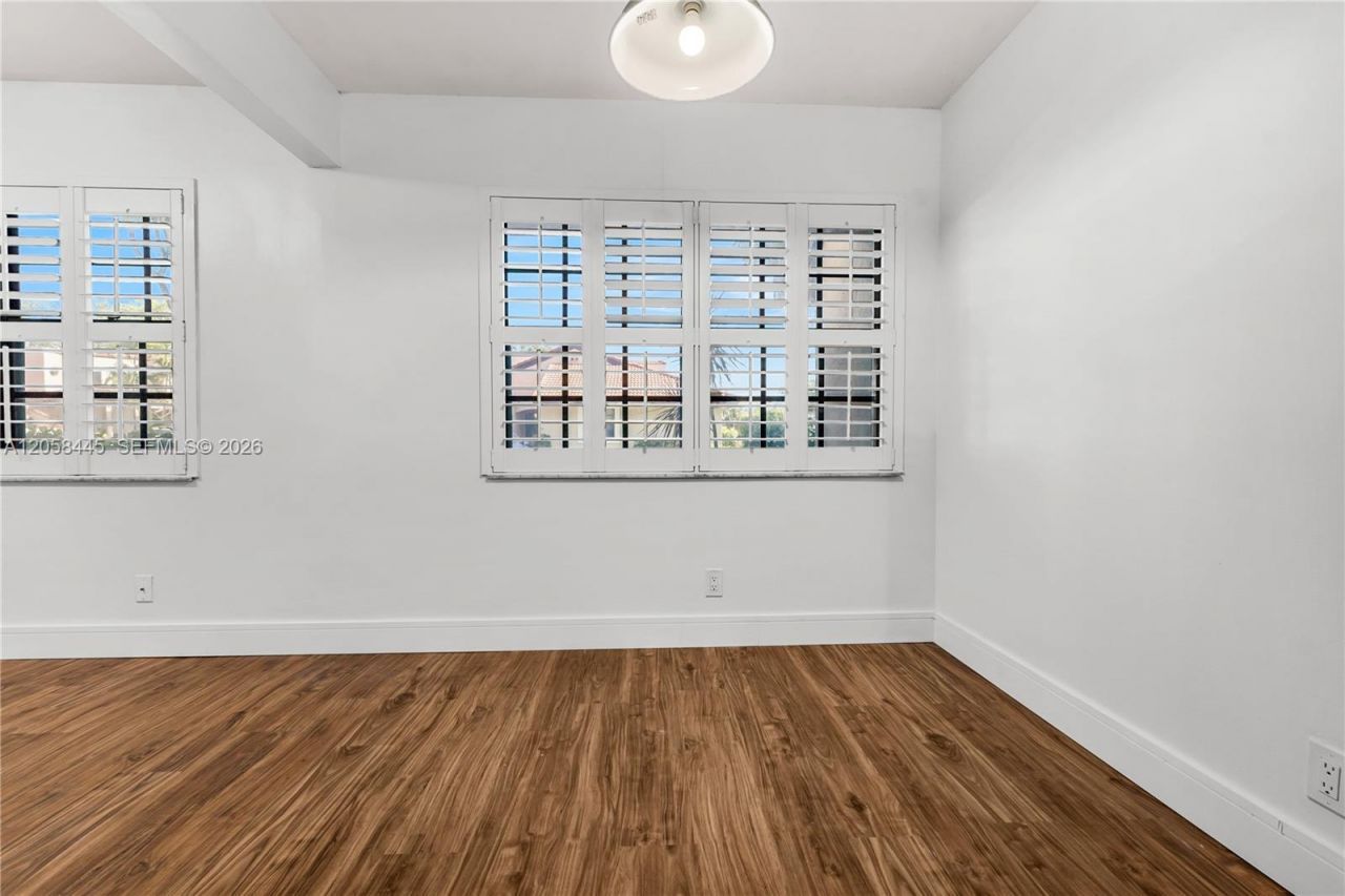 9005 W Sunrise Blvd , Unit 9005, Plantation, FL 33322 Photo