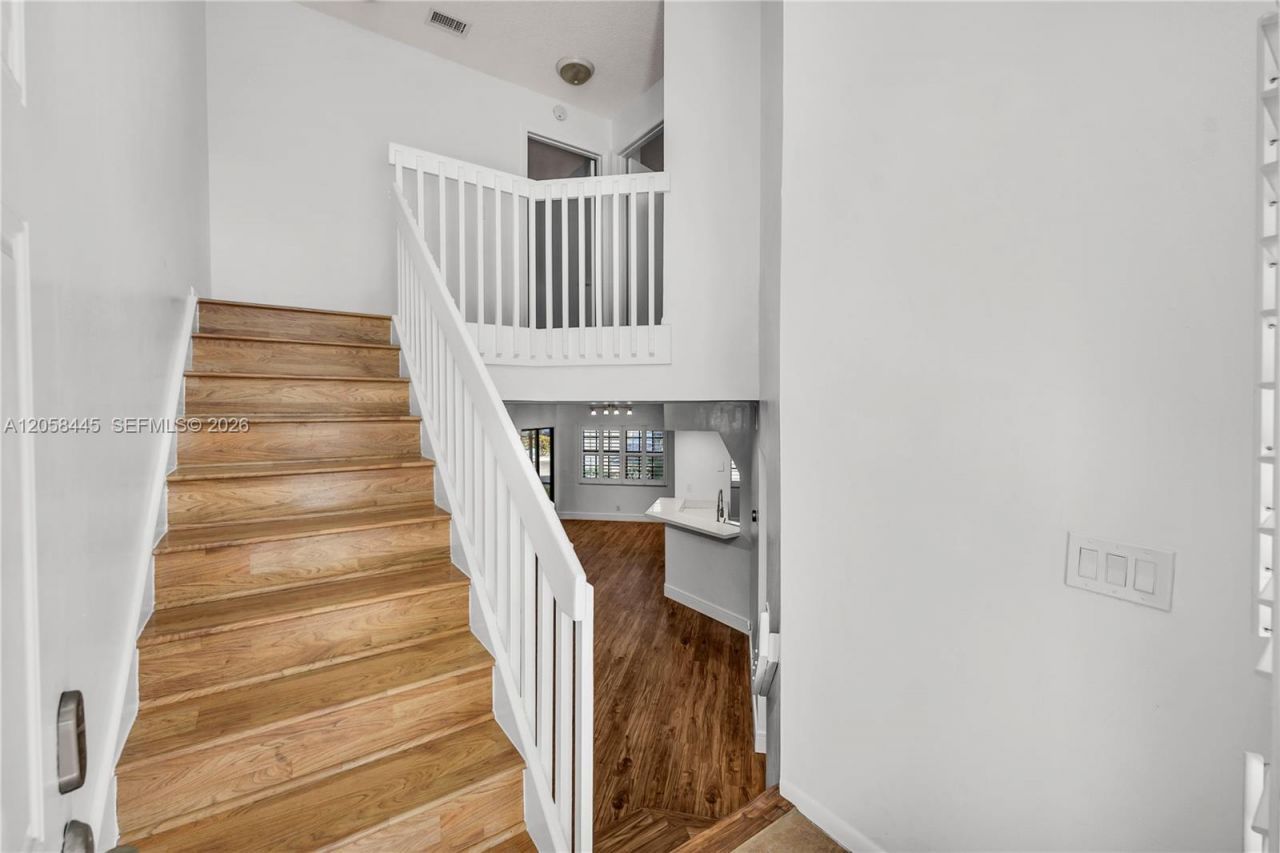 9005 W Sunrise Blvd , Unit 9005, Plantation, FL 33322 Photo