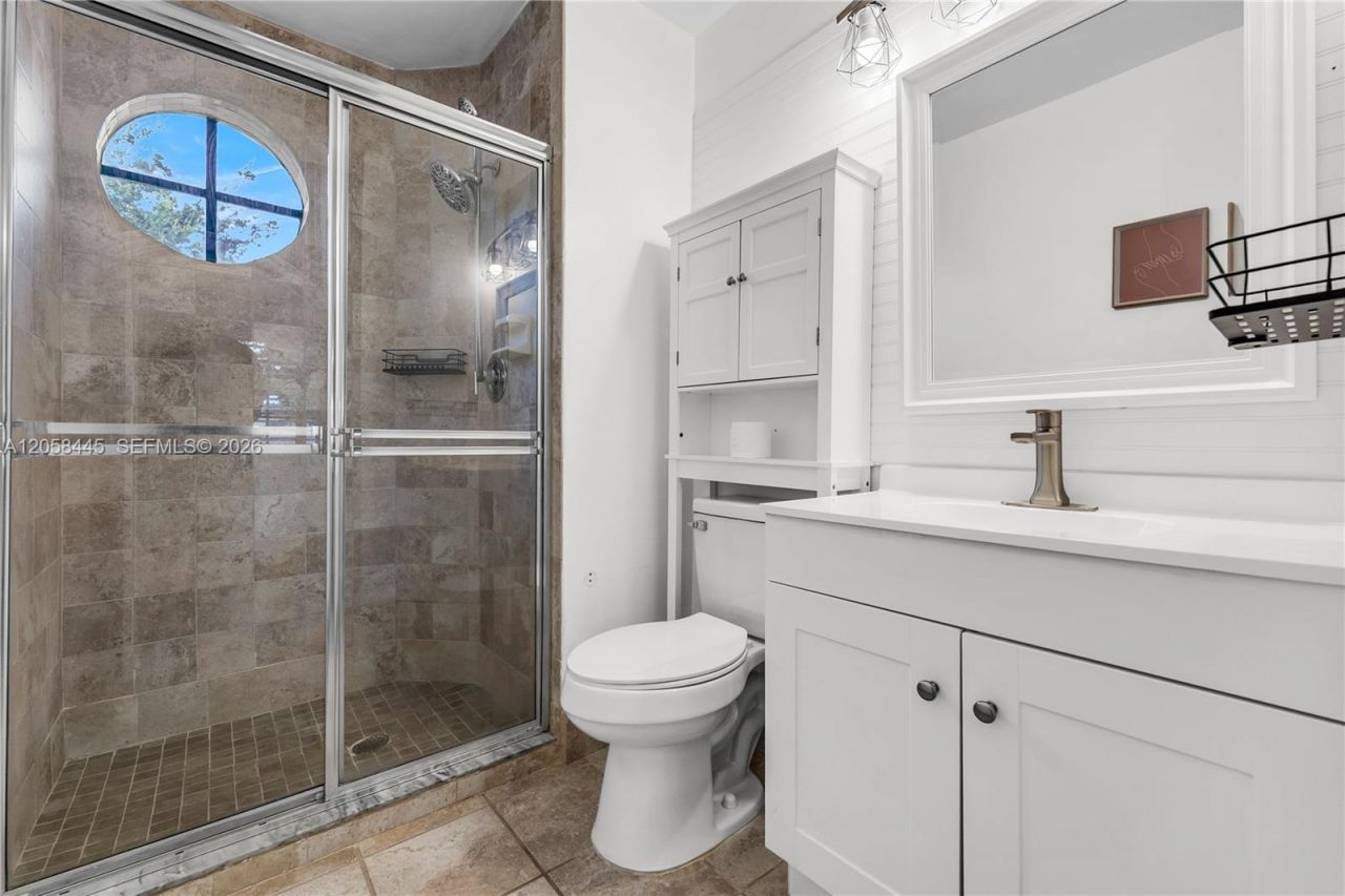 9005 W Sunrise Blvd , Unit 9005, Plantation, FL 33322 Photo