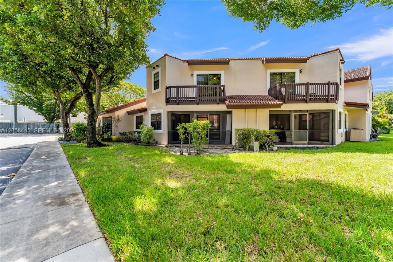 9005 W Sunrise Blvd , Unit 9005, Plantation, FL 33322 Photo
