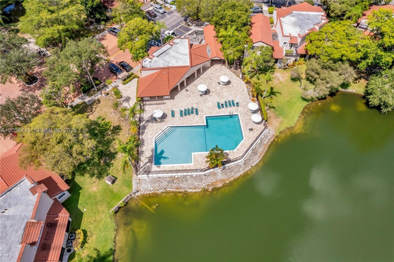 9005 W Sunrise Blvd , Unit 9005, Plantation, FL 33322 Photo