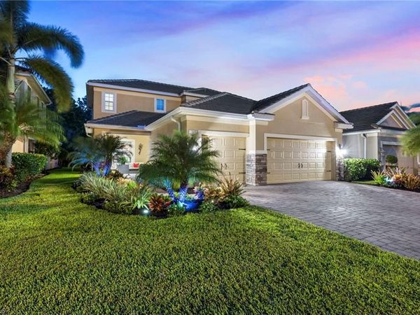 3675 Canopy CIR , NAPLES, FL 34120