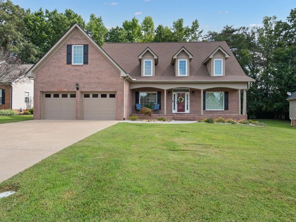 3758 Bentwood Cove Drive, Apison, TN 37302
