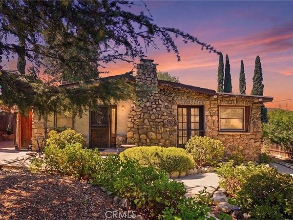 7276 Summitrose Street , Tujunga, CA 91042
