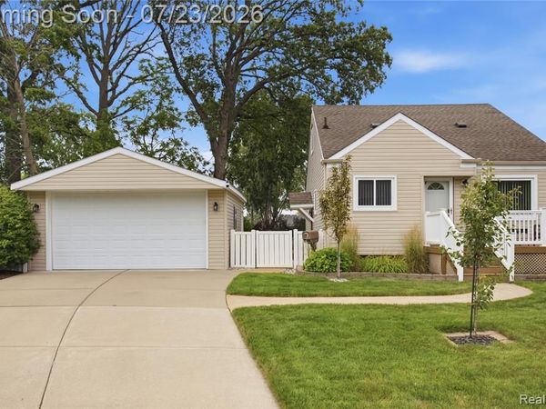 28538 Bock Street, Garden City, MI 48135