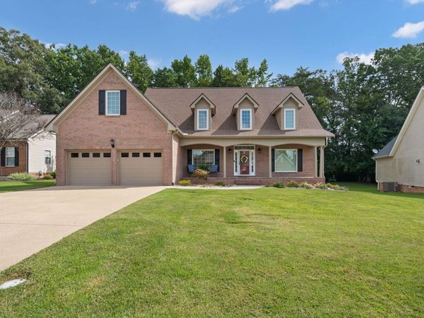 3758 Bentwood Cove Drive , Apison, TN 37302