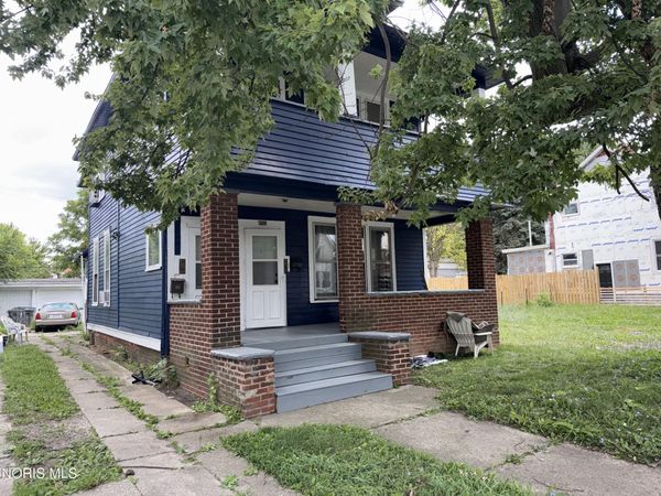 853 Oak Street, Toledo, OH 43605